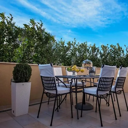 Apartman Vivaldi Deluxe - Three Bedroom With Jacuzzi And Sea View Dubrovnik