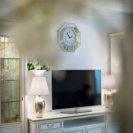 Vivaldi Deluxe - Three Bedroom With Jacuzzi And Sea View Διαμέρισμα *