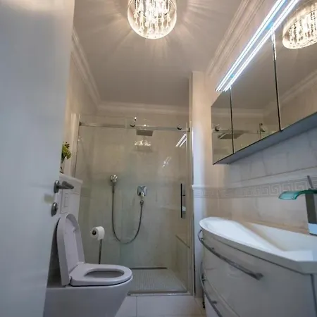 Διαμέρισμα Vivaldi Deluxe - Three Bedroom With Jacuzzi And Sea View Ντουμπρόβνικ